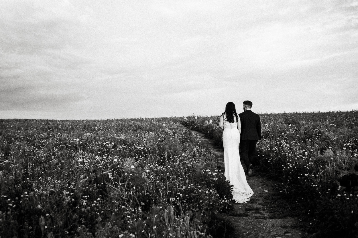 SUMMER WEDDING ROSEDEW FARM WEDDING PHOTOGRAPHY 085